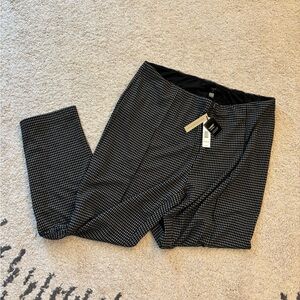 Tahari Houndstooth Pants